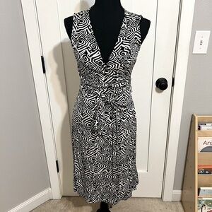 ZARIAH Silk Blend Black And White Print True Wrap Dress SIZE S V-Neck